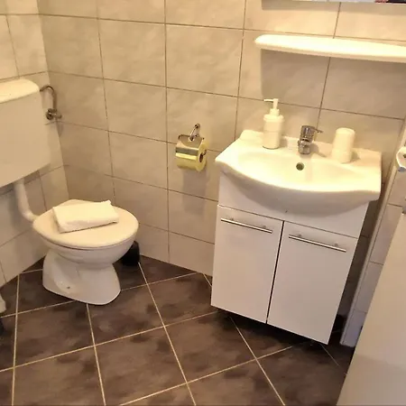 Zvone Apartman *